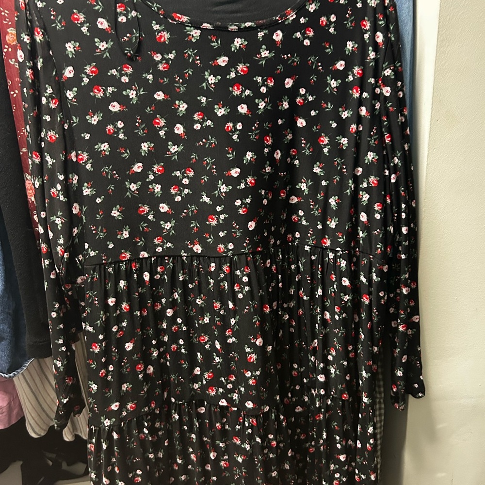 Tinsel Black Dress with Red Floral Design